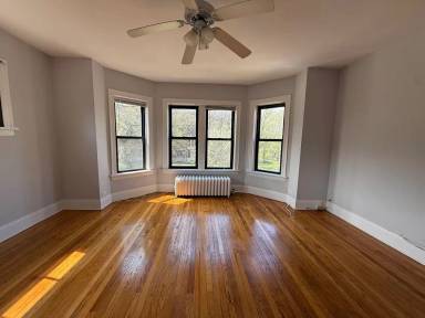 Main picture of 2129-2135 Ridge Ave Apartments