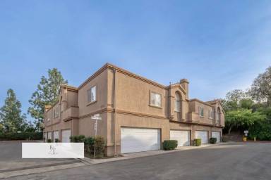Main picture of 2531 Moon Dust Dr