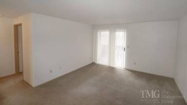 Main picture of 1455 N Goerig St