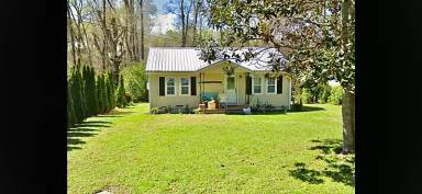 Main picture of 1817 Park Dr