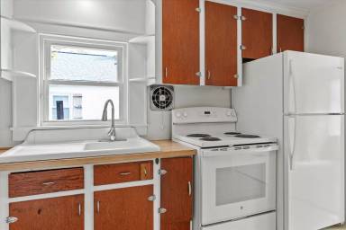 Main picture of 59 Gove St