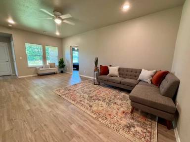 Main picture of 1409 Chisholm Springs Blvd