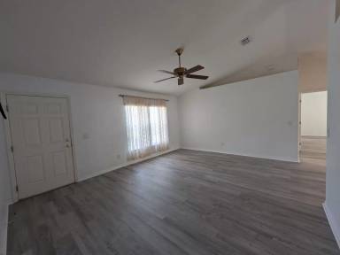 Main picture of 1707 W Beach Plum Dr