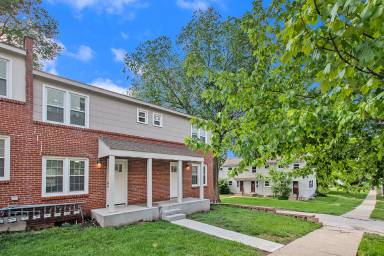 Main picture of 5054 Baltimore Ave