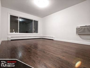 Main picture of 6002 N Winthrop Ave