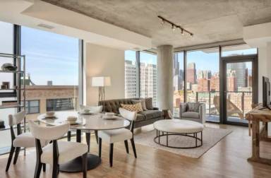 Main picture of 1331 S Wabash Ave