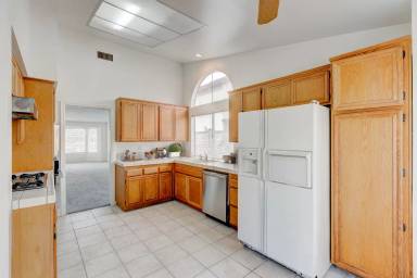 Main picture of 649 Coldbrook Pl