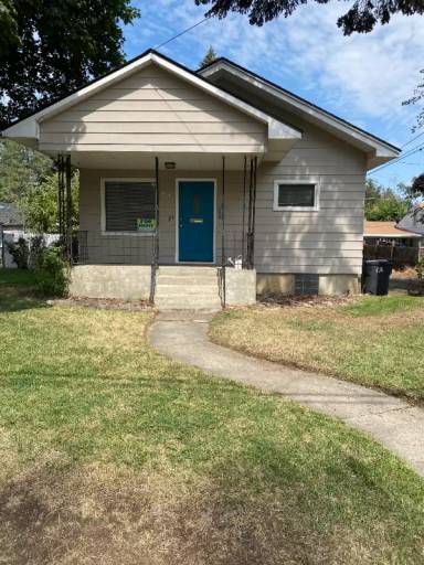 Main picture of 415 B St