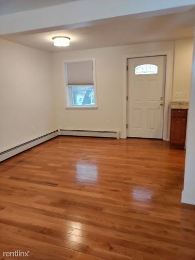 Main picture of 21 Chestnut St