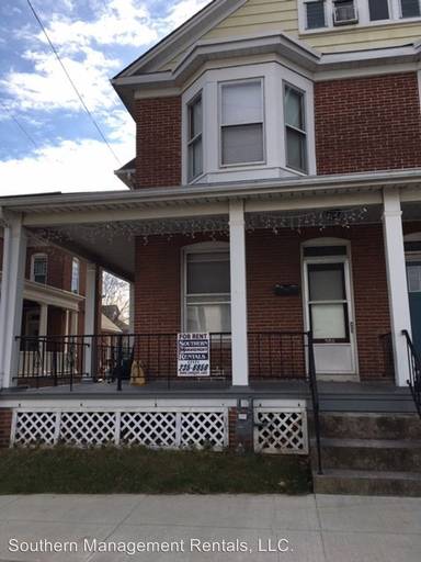 Main picture of 300 3rd St