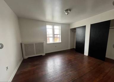 Main picture of 409 N 64th St