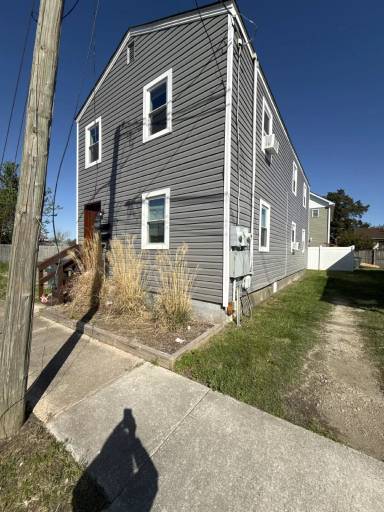 Main picture of 1710 Todd St