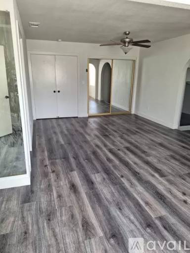 Main picture of 2665 La Veta St