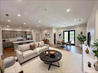 Main picture of 2018 Habersham St