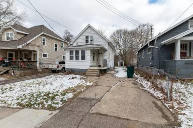 Main picture of 1037 Dakin St