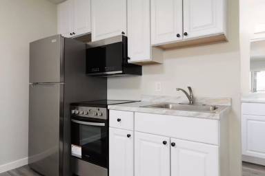 Main picture of 580 Mesa Blvd