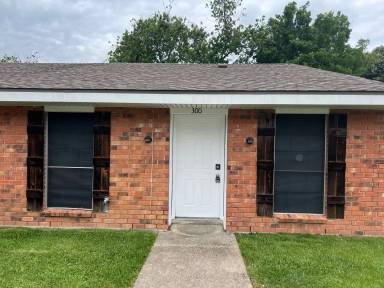 Main picture of 302 Ryder Dr