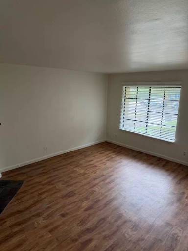 Main picture of 846 Chalcedony St
