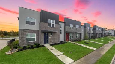 Main picture of 2421 Chinook Way
