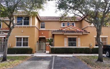 Main picture of Vizcaya Villas Apartments