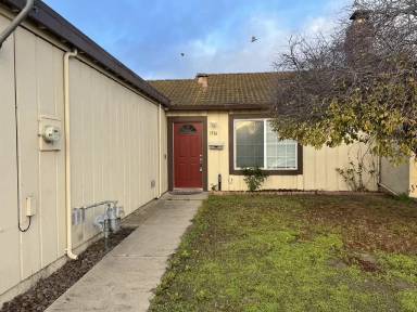 Main picture of 1536 Caceras Cir