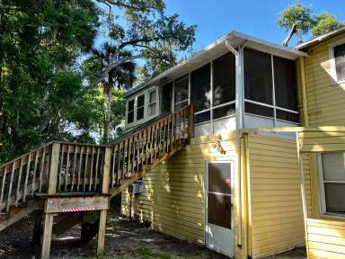 Main picture of 308 Adeline St
