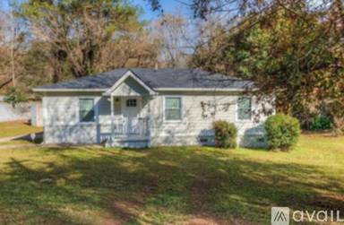 Main picture of 1004 Redford Dr SE