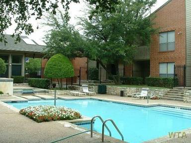 Main picture of Woodchase Apartments Austin