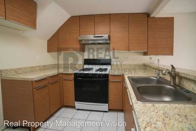 Main picture of 8601 Sunland Blvd