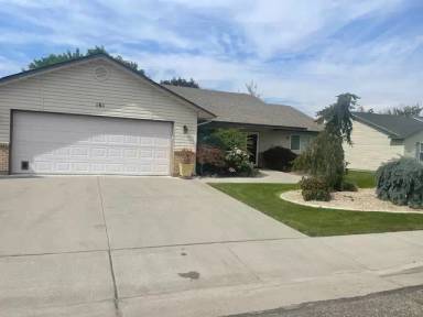 Main picture of 161 SW 18th St