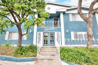 Main picture of 304 Peter Pl