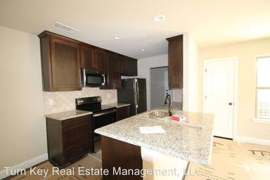 Main picture of 8120 Tanner Ave