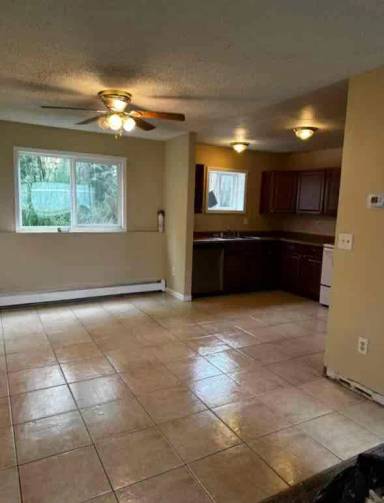 Main picture of 740 W 74th Ave