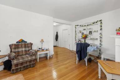 Main picture of 1462 Commonwealth Ave