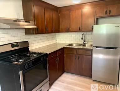 Main picture of 3857 Edgemoor Pl NE