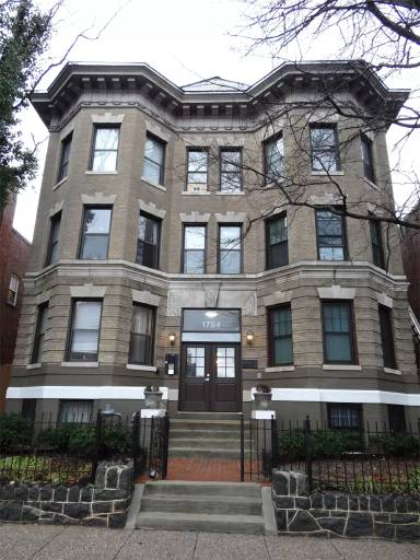 Main picture of 1754 Lanier - 200