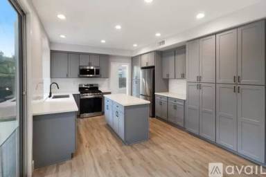 Main picture of 4816 E Somerton Ave