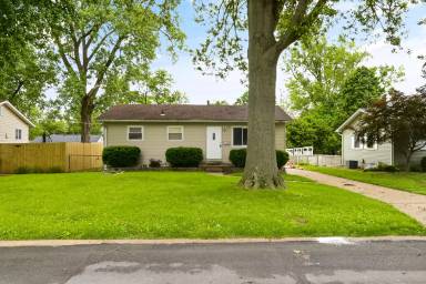 Main picture of 1740 Tyson Dr