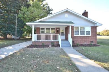 Main picture of 738 Atlantic Ave