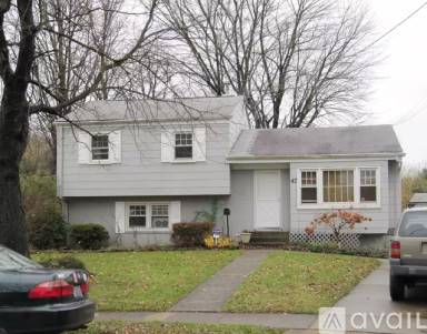 Main picture of 47 Dixmont Ave