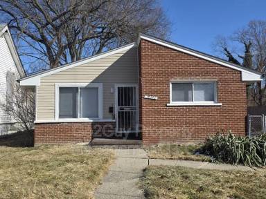 Main picture of 18302 Wormer St