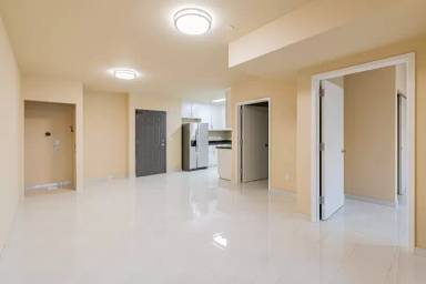 Main picture of 317 Lester Ave