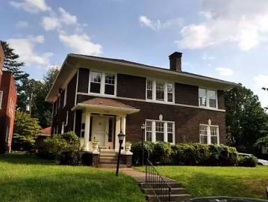 Main picture of 2200 Lauderdale Rd