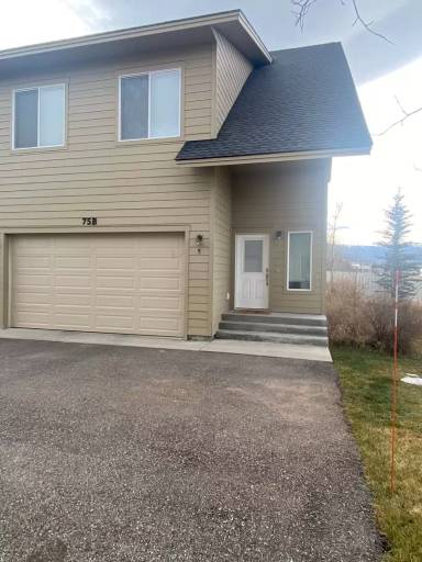 Main picture of 75 Eva Ln