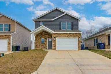 Main picture of 2546 Snow Creek Rd NE