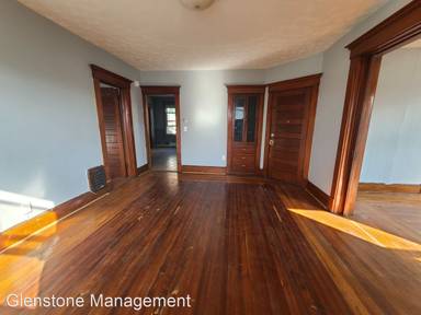 Main picture of 616 Stanley St