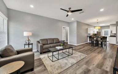 Main picture of 1504 James Ave