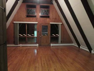 Main picture of 15 Lake Catalpa Rd