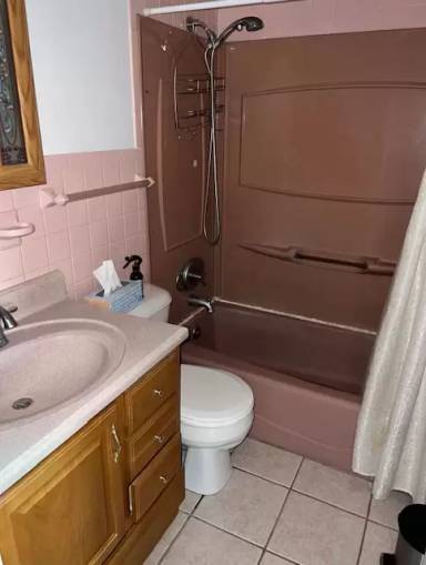 Main picture of 318 Meadowbrook Dr