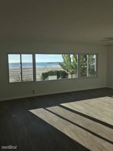 Main picture of 6615 Pacific Ave